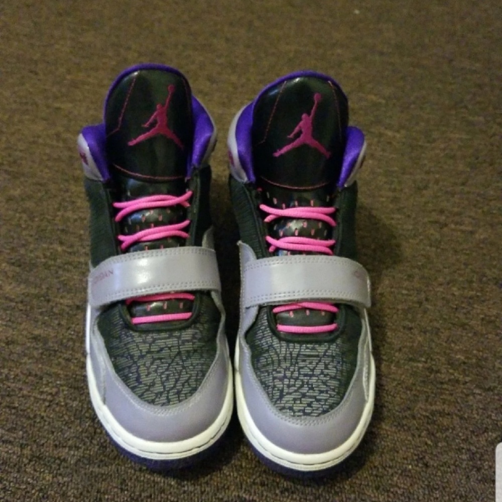 Jordan Flight size 7